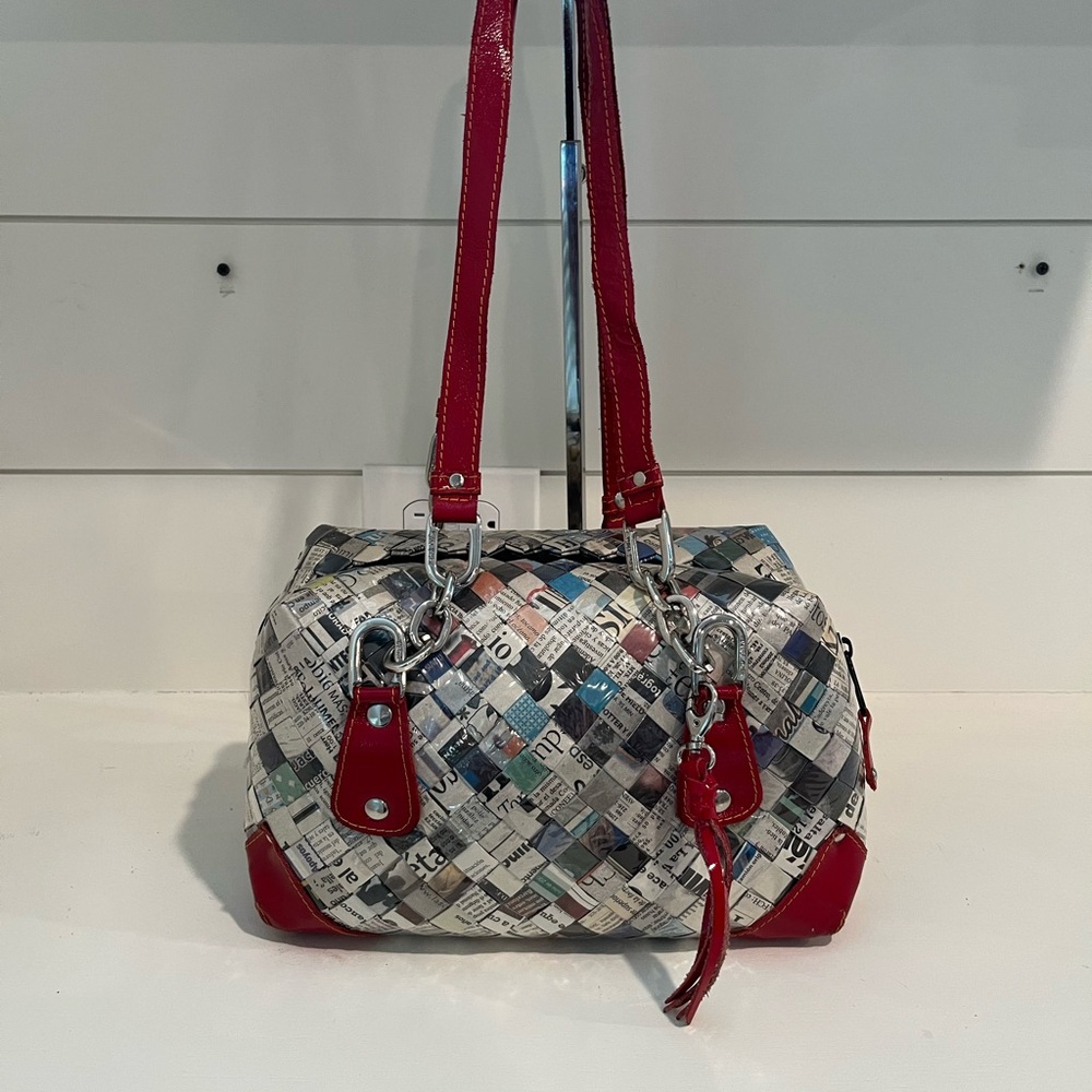 Newspaper purse
